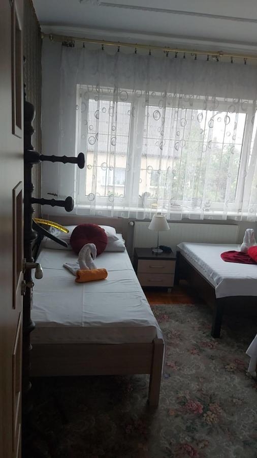 Hostel Poznan Ngoại thất bức ảnh
