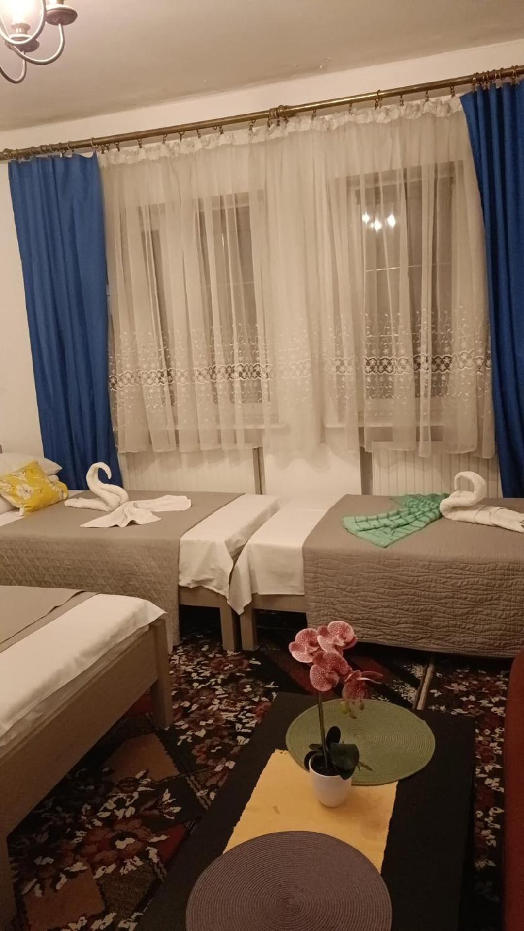 Hostel Poznan Ngoại thất bức ảnh