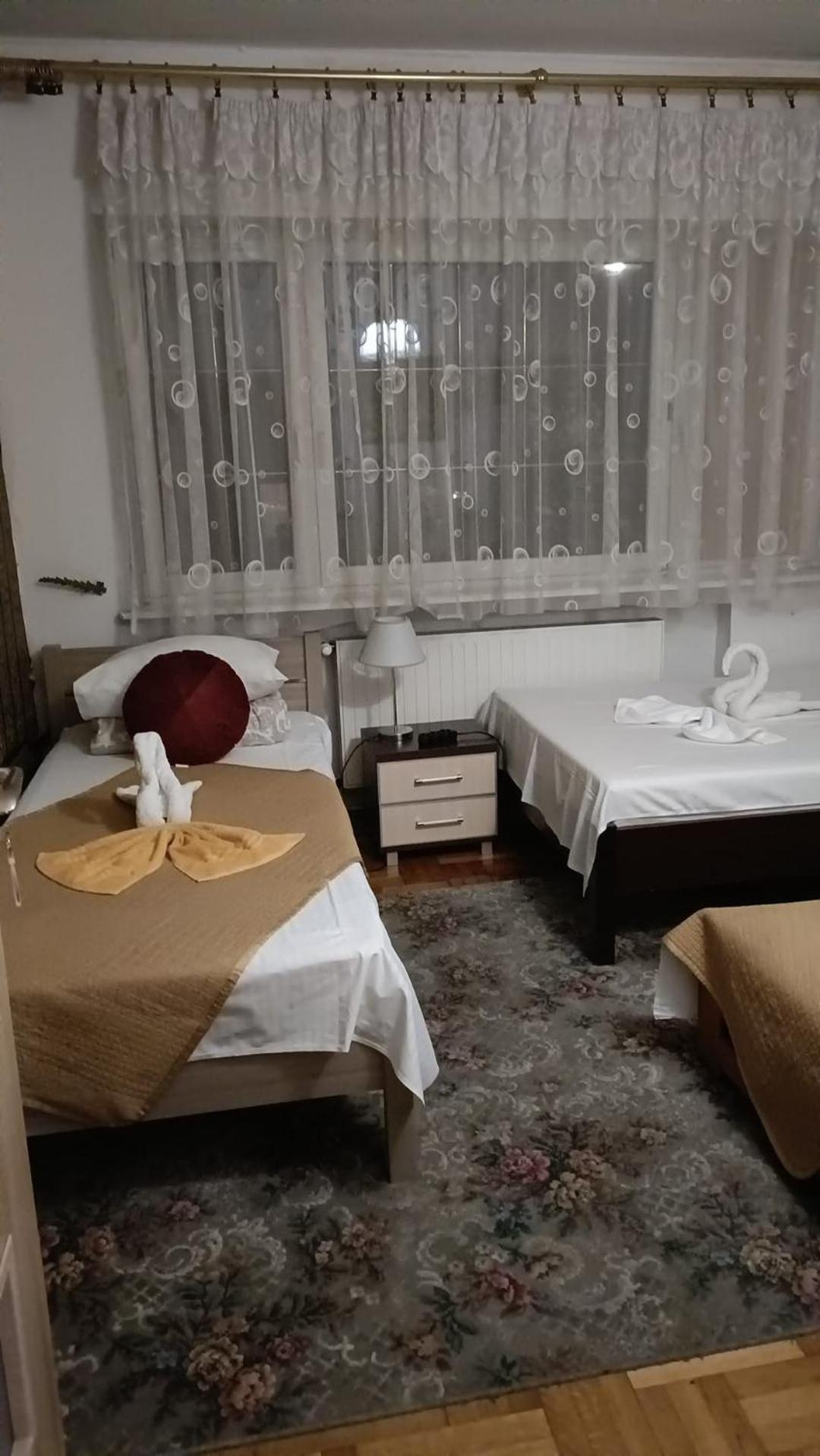 Hostel Poznan Ngoại thất bức ảnh