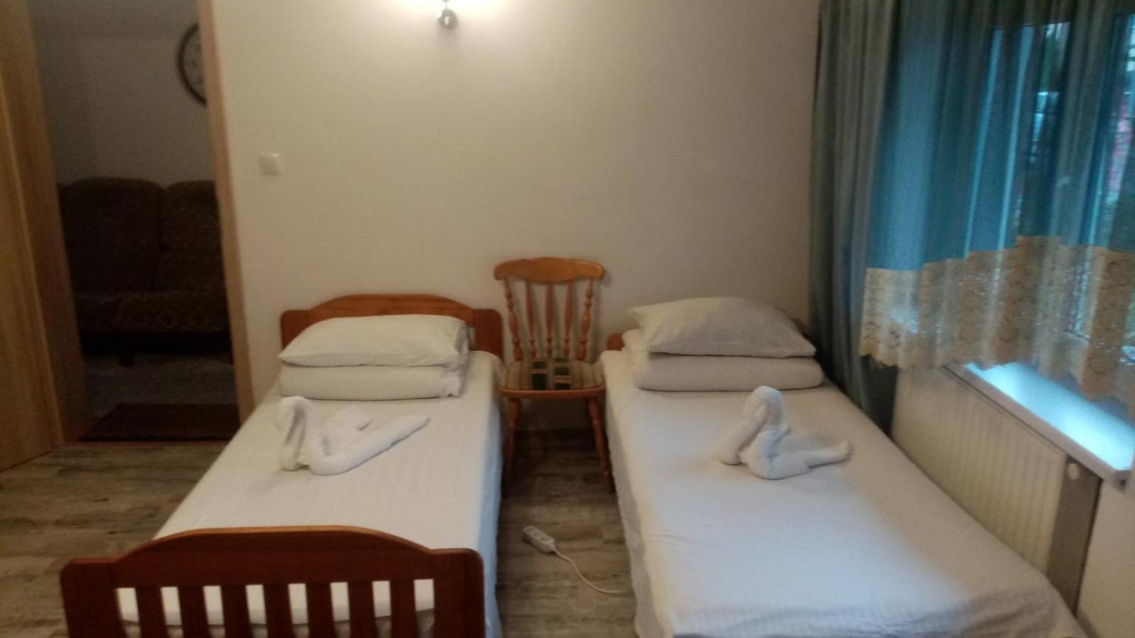 Hostel Poznan Ngoại thất bức ảnh