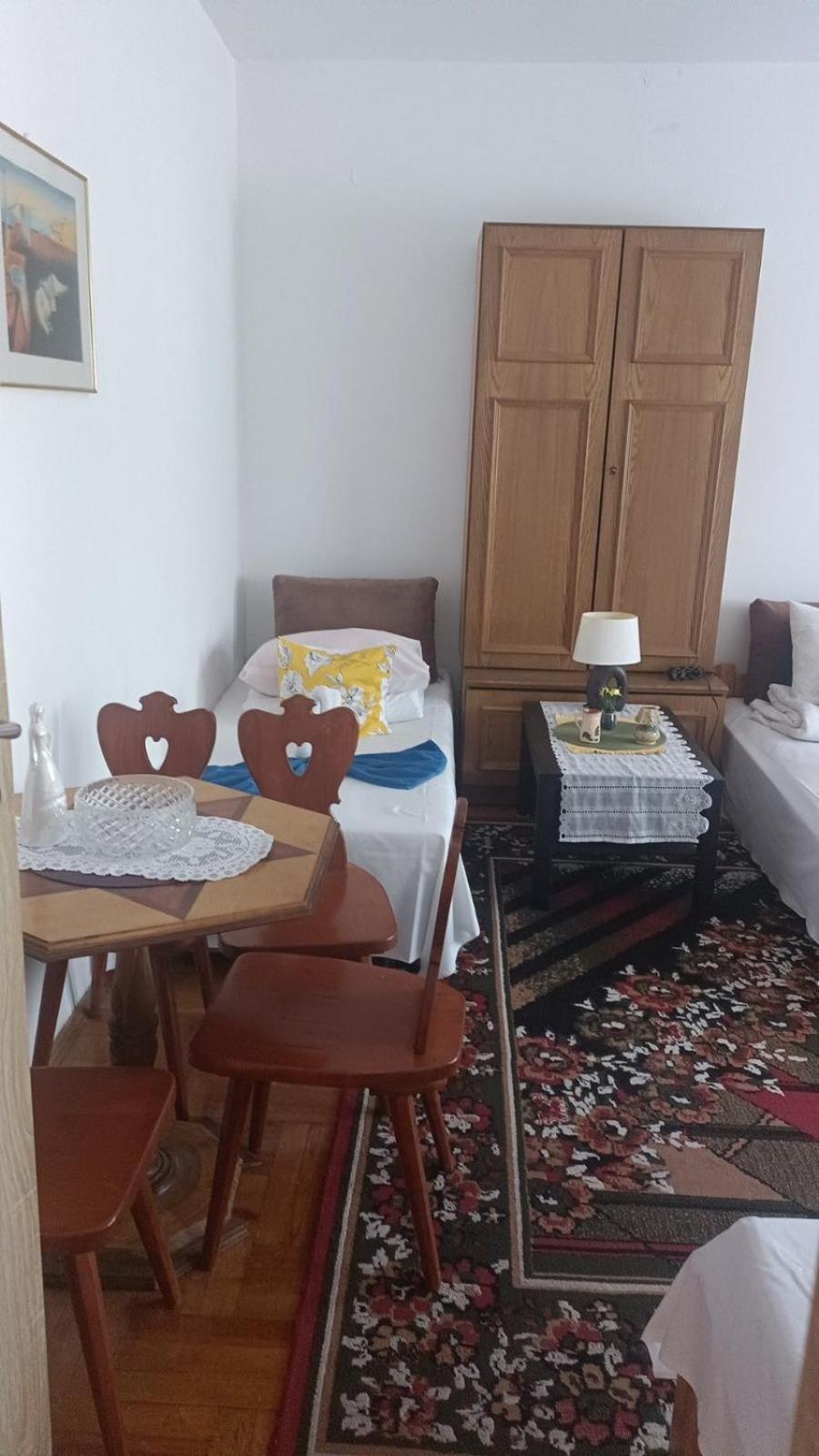 Hostel Poznan Ngoại thất bức ảnh